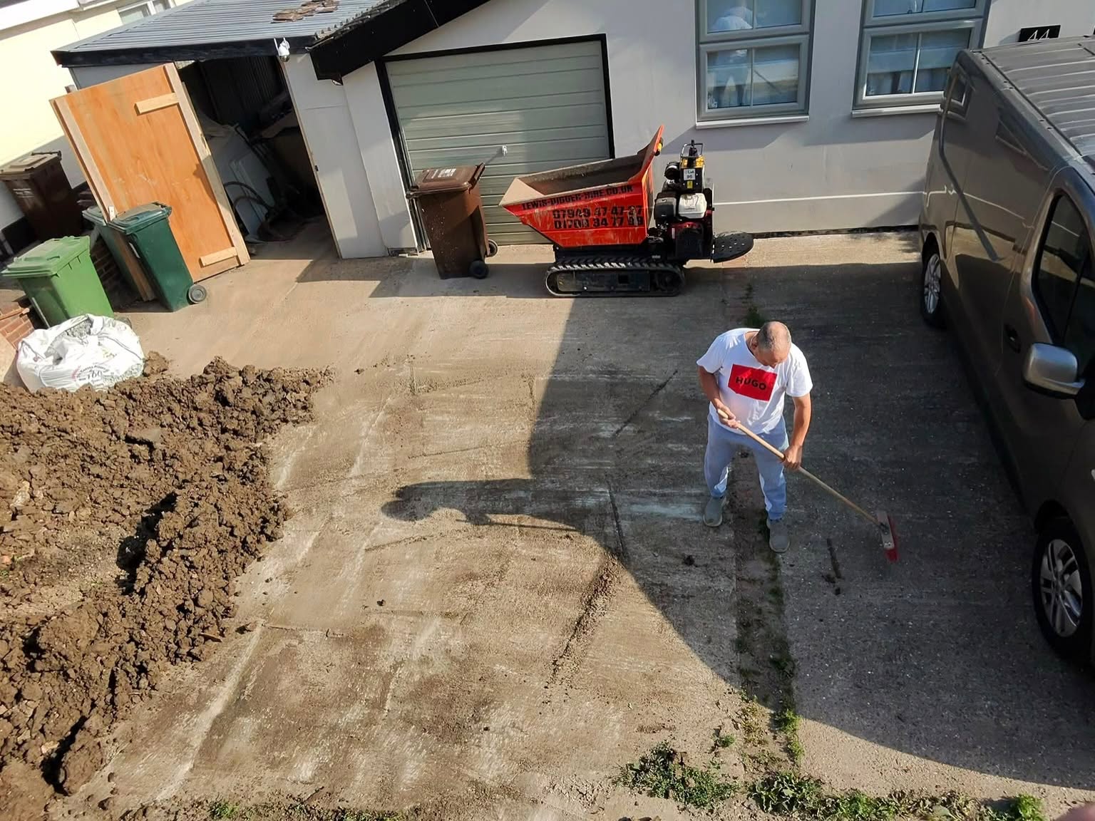 WCR Grab Hire — real grab lorry, muck away and aggregate work in Essex & London