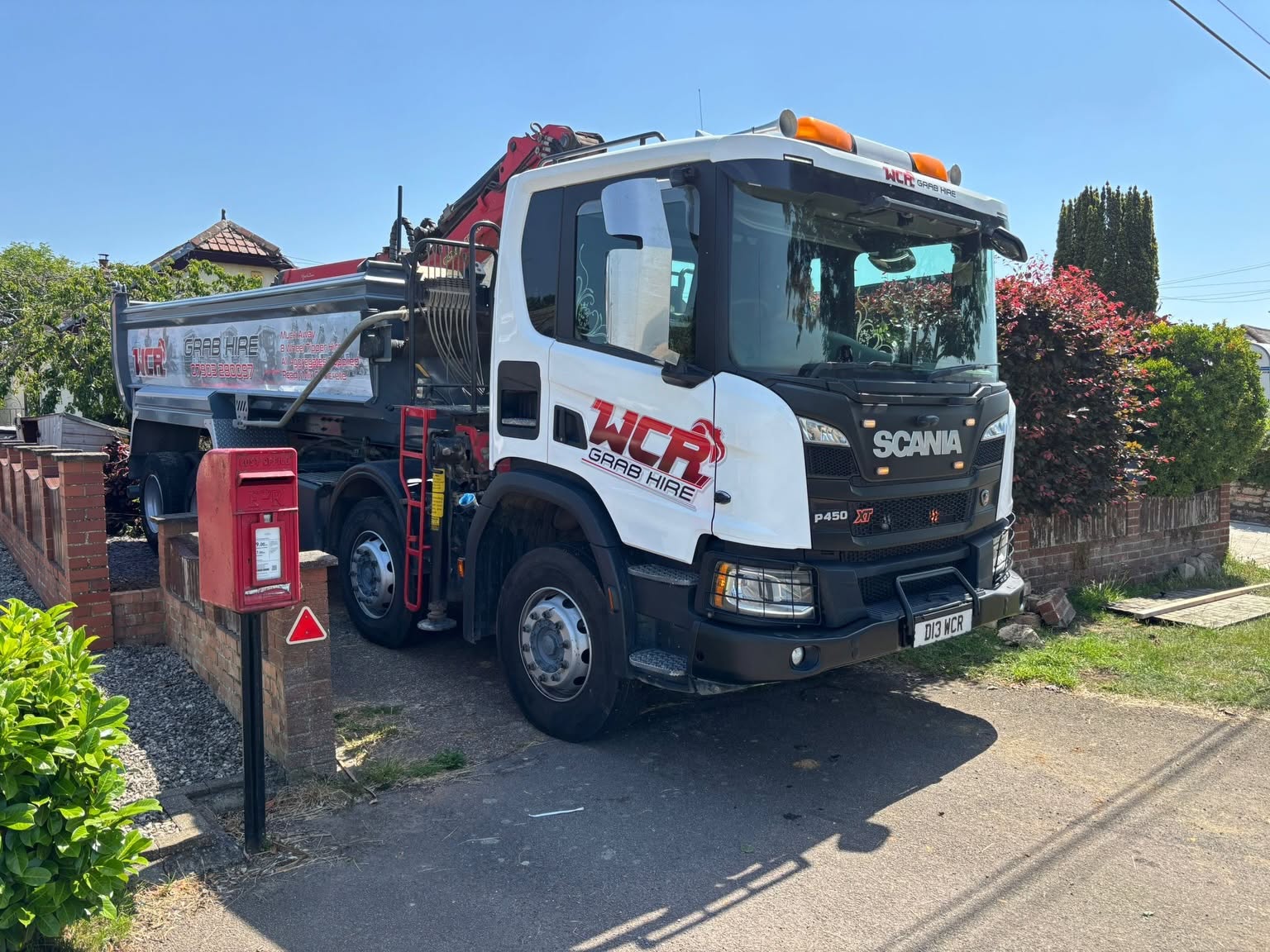 WCR Grab Hire — real grab lorry, muck away and aggregate work in Essex & London